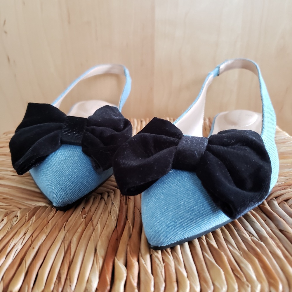 Bandolino Graceful Bow Flats Size 8.5 NEW